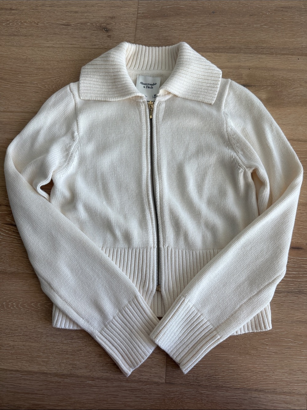 Abercrombie & Fitch Ivory Ribbed-Collar Zip Cardigan